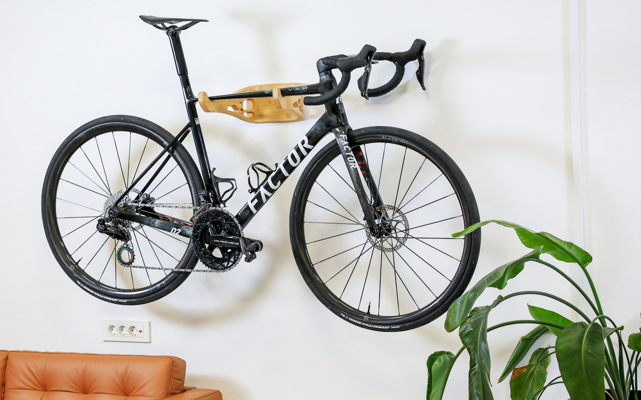 absoluteBLACK Premium Oak Bicycle Wall Hanger