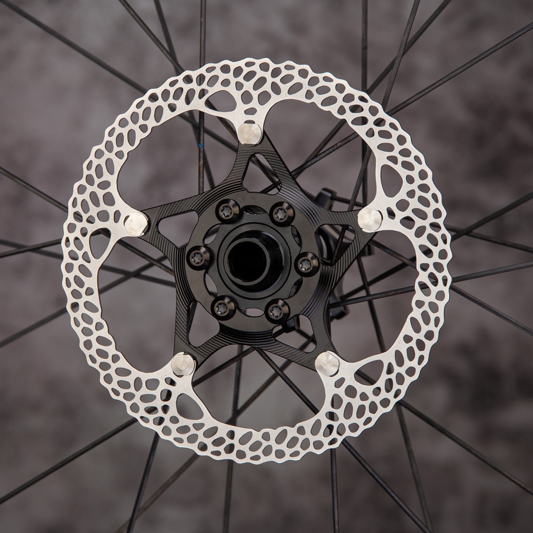 absoluteBLACK Raven SL ISO 6 bolt disc rotor absoluteBLACK Raven SL ISO 6 bolt disc rotor
