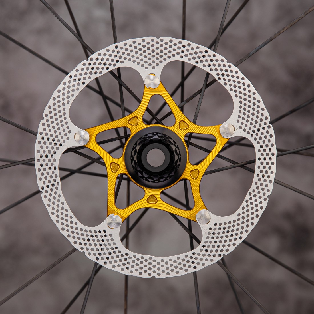 absoluteBLACK Raven GT centerlock disc rotor