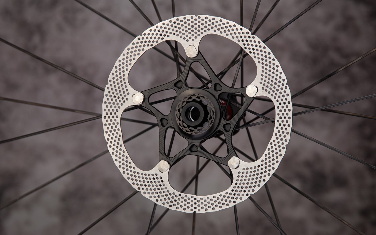 absoluteBLACK Raven GT centerlock disc rotor
