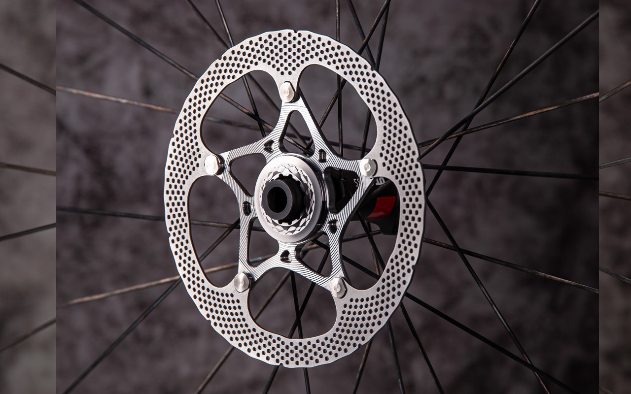 absoluteBLACK Raven GT centerlock disc rotor