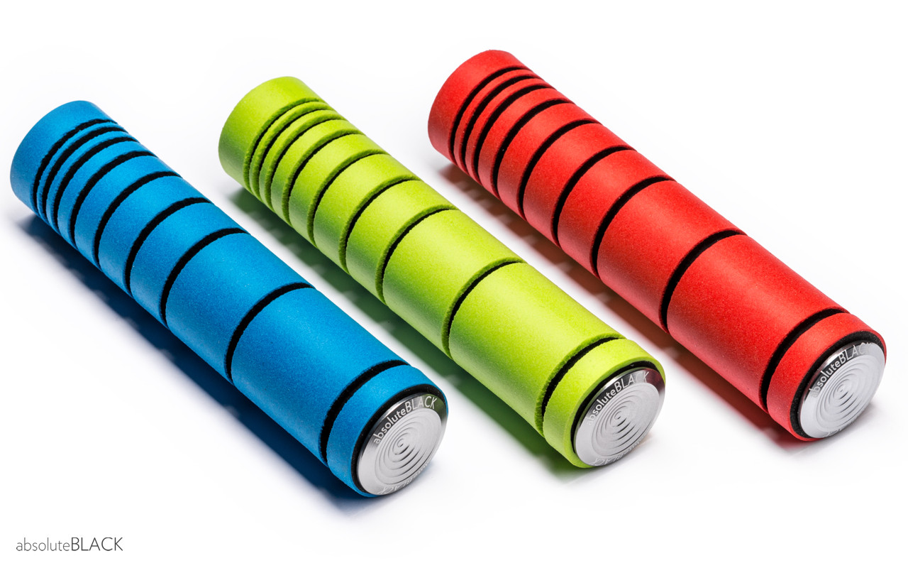 https://absoluteblack.cc/images/_katalog/77/absoluteblack_silicone_dual_density_mtb_grips_2a.jpg